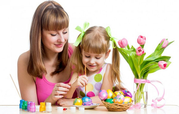 Easter Easter: วิธีเตรียมพร้อมสำหรับการเฉลิมฉลองกับเด็ก