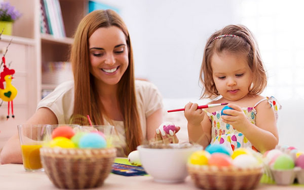 Easter Easter: วิธีเตรียมพร้อมสำหรับการเฉลิมฉลองกับเด็ก