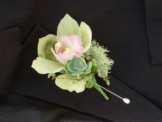 Boutonnieres ด้วยมือของตัวเอง