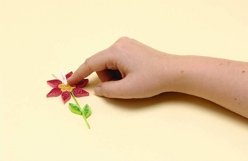ดอกไม้ Quilling จากกระดาษสำหรับผู้เริ่มต้น