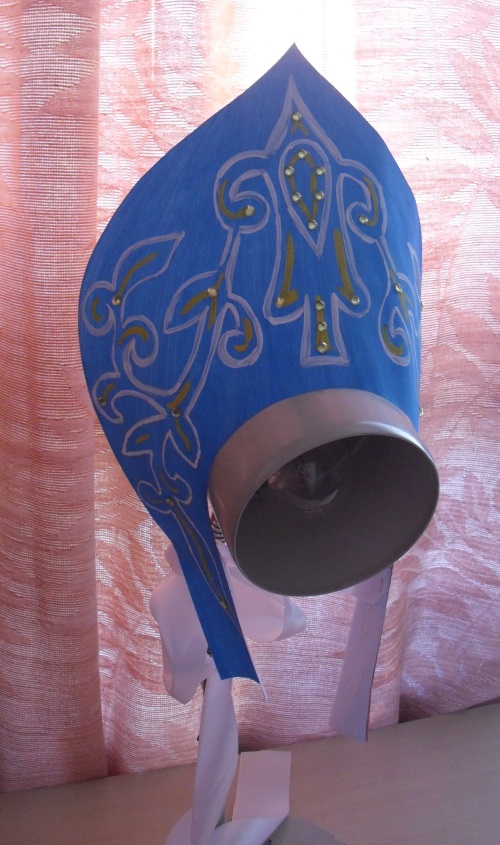 รัสเซีย kokoshnik ของกระดาษแข็ง