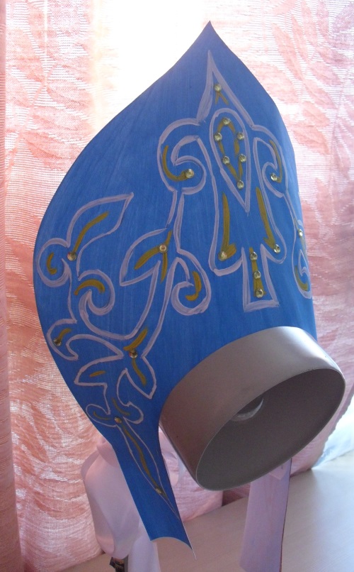 รัสเซีย kokoshnik ของกระดาษแข็ง