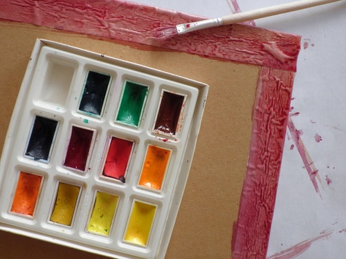 Scrapbooking: มือที่สร้างขึ้นภายในวันที่ 9 พฤษภาคมด้วยมือของตัวเองที่โรงเรียน