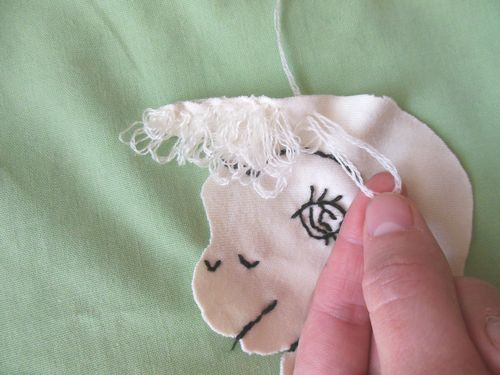 ของเล่นนุ่มด้วยมือของตัวเอง
