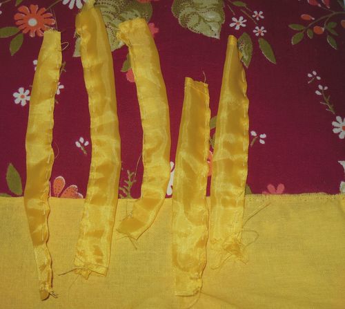 ของเล่นนุ่มด้วยมือของตัวเอง
