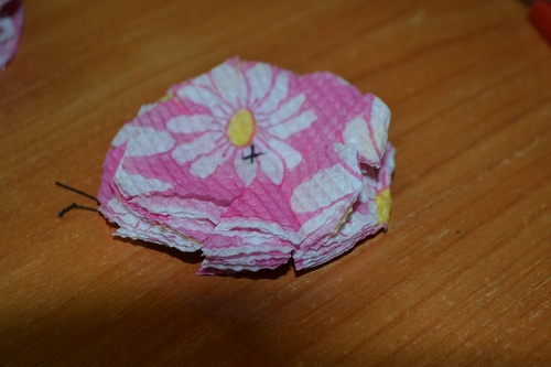 งานฝีมือภายในวันที่ 9 พฤษภาคม: ไฟไหม้ตลอดกาลจากกระดาษด้วยมือของตัวเอง