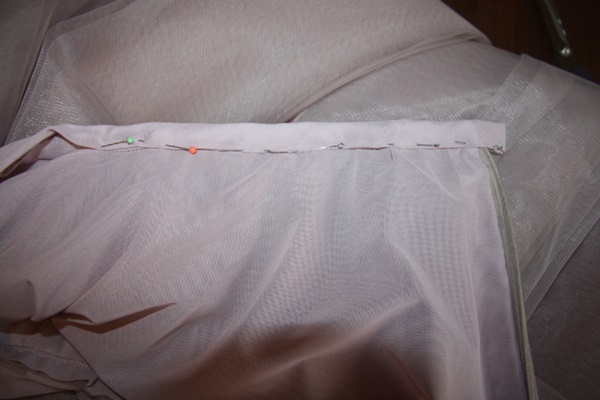 วิธีการทำกระโปรง Tulle ด้วยมือของคุณเอง
