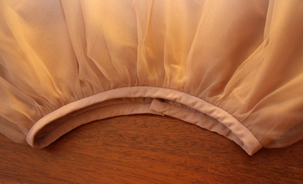 วิธีการทำกระโปรง Tulle ด้วยมือของคุณเอง