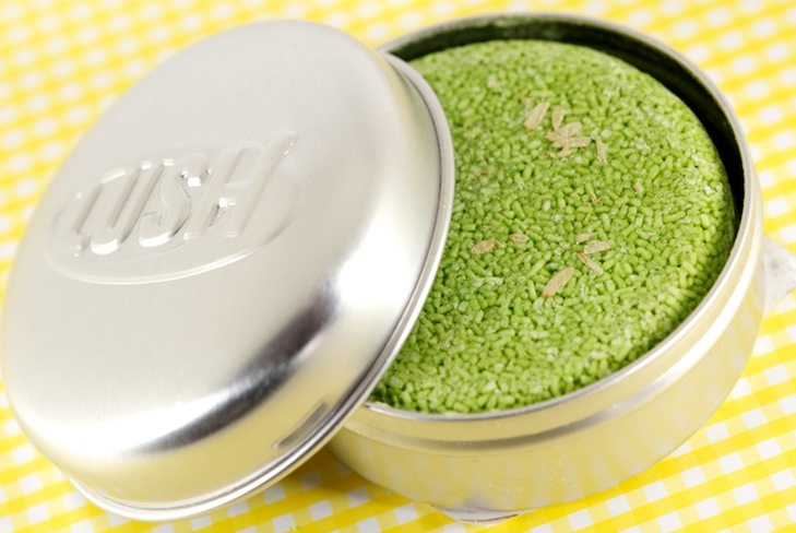 แชมพูแข็ง Lush: องค์ประกอบบทวิจารณ์