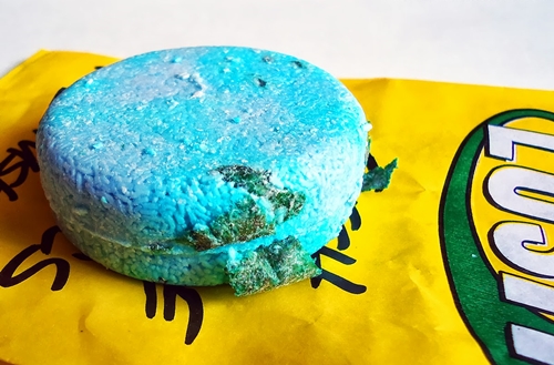 แชมพูแข็ง Lush: องค์ประกอบบทวิจารณ์