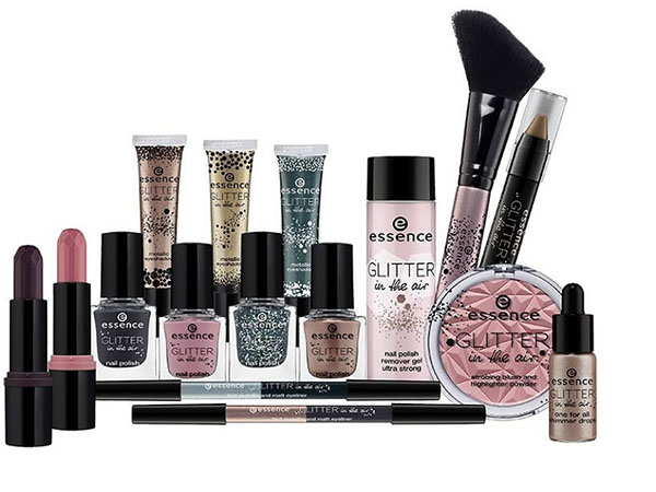 เงางามยิ่งขึ้น: คอลเลกชันตกแต่ง Glitter Essence ในอากาศ