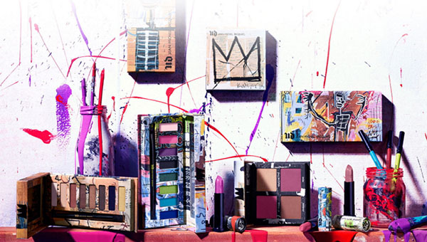 คอลเลกชันฤดูร้อนของการแต่งหน้า Urban Decay 2017 สำหรับผู้หญิงที่กล้าหาญของแฟชั่น