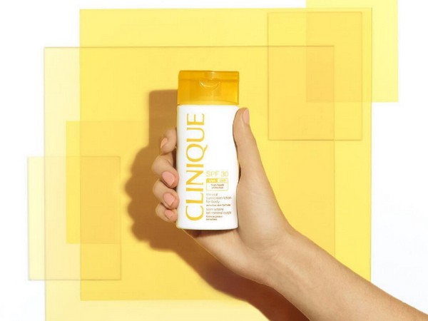 การป้องกันที่มองไม่เห็น: ตัวแทนอาบแดด Clinique Minscreen Sunscreen