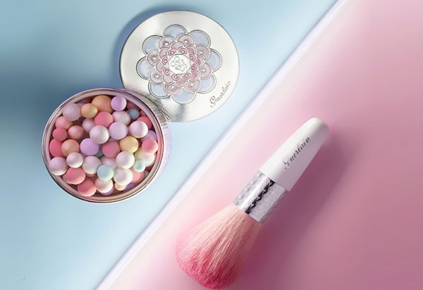 Luxury shine: ชุดตกแต่ง Guerlain Meteorites Happy Glow 2017