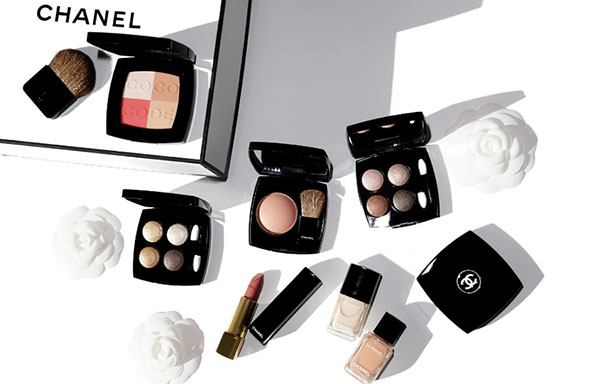 รหัสลับ Chanel: คอลเลกชันฤดูใบไม้ผลิของการแต่งหน้า Coco Codes