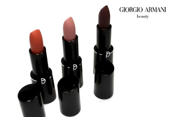 วินเทจยุคใหม่: Sepia ตกแต่งด้วยชุดตกแต่ง Giorgio Armani