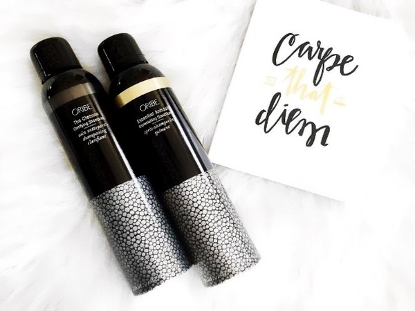 สปาดีท็อกซ์: Oribe ในช่วงฤดูร้อนสำหรับหยิกที่สวยงาม