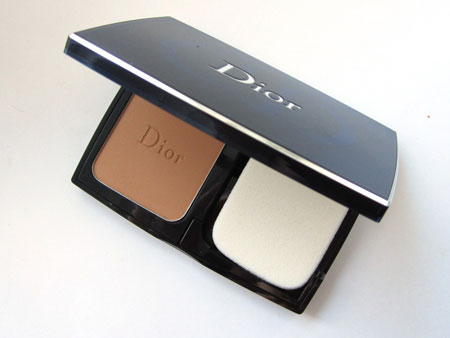  ครีมกระชับผิว Compact Diorskin Forever