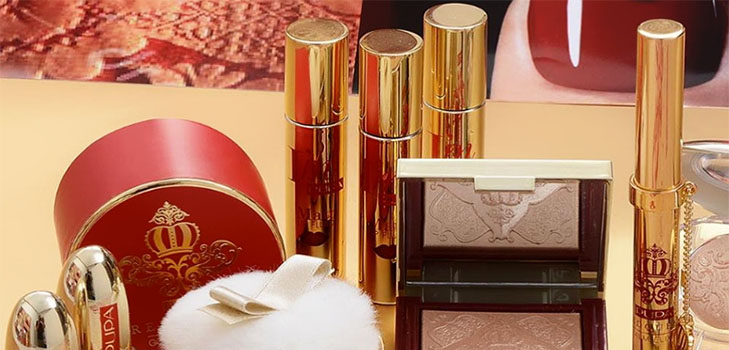 ชัยชนะของสมเด็จพระราชินี: ชุดตกแต่ง Pupa Red Queen Holiday 2016-17
