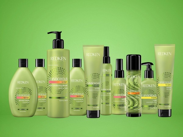 การปฏิวัติคลื่น: รายการใหม่สำหรับ ringlets หยัก Redken Curvaceous