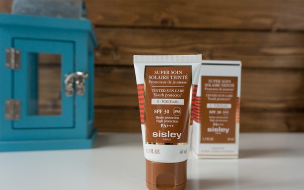 ครีมกันแดดจาก Sisley Tinted Sun Care