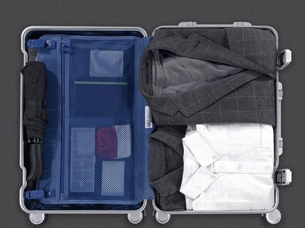 การเดินทางที่ปลอดภัย: กระเป๋าสตางค์ "smart" ของ Xiaomi Smart Suitcase
