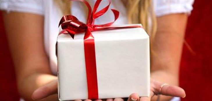 ของขวัญสำหรับวันเกิดของคุณ: เคล็ดลับสำคัญ