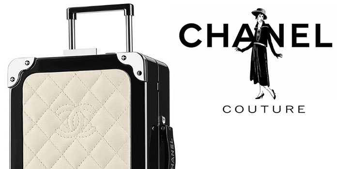 ถนนสาย: รถเข็นกระเป๋าใบคลัตช์ Minaudiere จาก Chanel