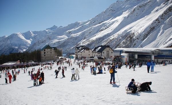 รีสอร์ทสกีภูเขาของรัสเซียภูมิภาค Elbrus
