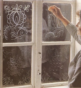 ไอเดียสำหรับภาพวาดปีใหม่สำหรับเด็กในหน้าต่าง (ภาพ)