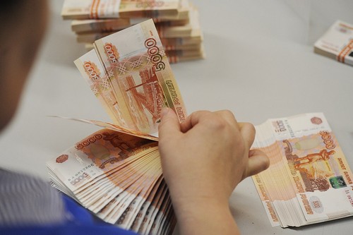 วิธีการโอนรูเบิลไป Hryvnia และในทางกลับกัน