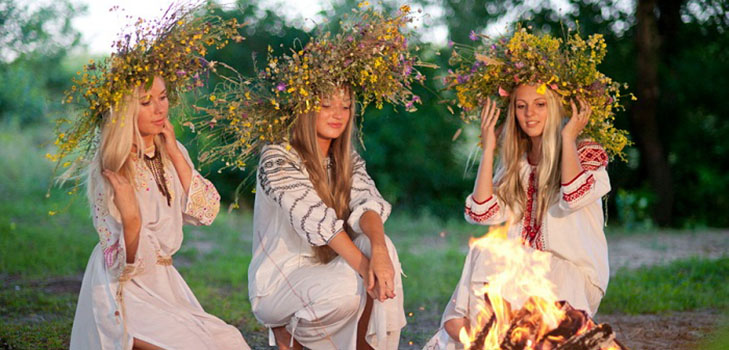 จำนวน Ivan Kupala ในปี 2016 คืออะไร? สิ่งที่บอกลาภพิธีกรรมประเพณีเกี่ยวข้องกับวันหยุด? จะทำอย่างไรกับอีวาน Kupala ขอแสดงความยินดี