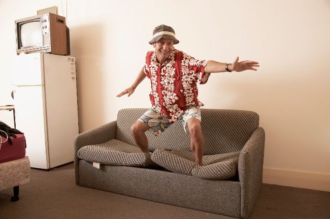CouchSurfing: เราเดินทางบนโซฟา
