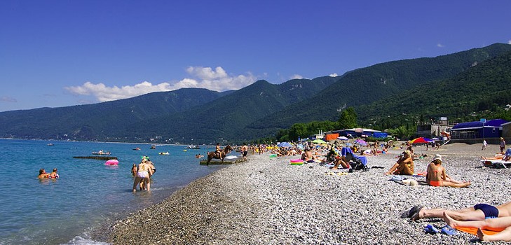 สภาพอากาศจะเป็นอย่างไรใน Abkhazia ในเดือนกรกฎาคมปี 2016? การคาดการณ์ของศูนย์อุตุนิยมวิทยากับสภาพอากาศและอุณหภูมิน้ำใน Abkhazia ในเดือนกรกฎาคม