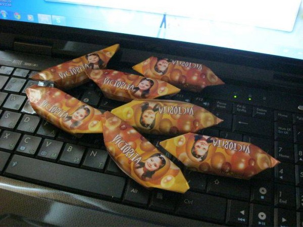 นำเสนอของกำนัลในรูปแบบเดิม ๆ และแปลกใหม่หรือทำอย่างไรจึงจะทำให้ผู้ร่วมงานเสียความผิดพลาด!