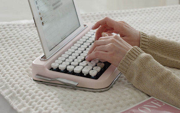 การทำงานด้วยความสุข: แป้นพิมพ์ Penna pocket จาก Elretron