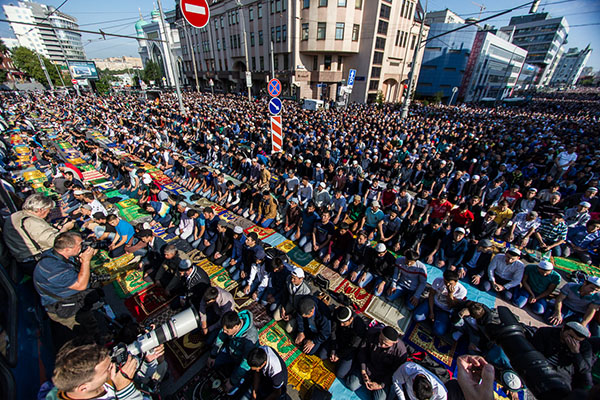 ขอแสดงความยินดีสำหรับชาวมุสลิมที่ Uraza Bayram-2017