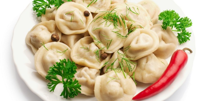 วิธีการปรุงอาหารการบรรจุสำหรับเกี๊ยว: อร่อยและเรียบง่าย