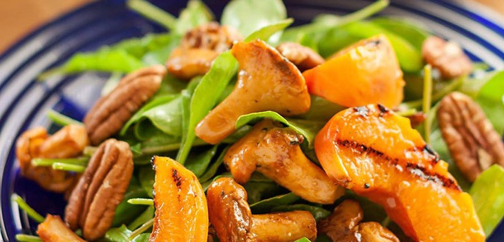 วิธีการปรุงอาหาร chanterelles ในกระทะ