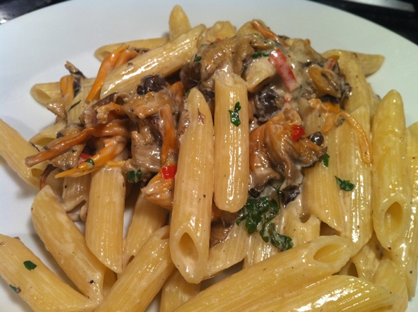 วิธีการปรุงอาหาร chanterelles ในกระทะ