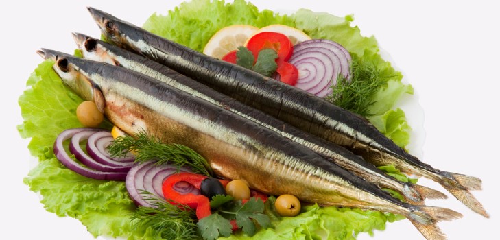 ซุปจาก saury กระป๋อง: สูตรอร่อยและมีประโยชน์