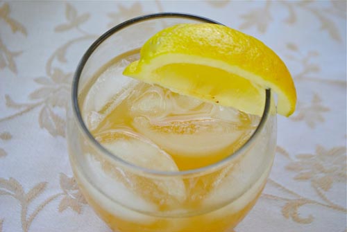 ผลไม้แช่อิ่มจาก feijoa สูตรที่มีรูปถ่าย