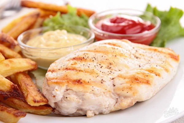 อกไก่ในหลายตัวแปร: สูตรสำหรับทำอาหารอร่อยและรวดเร็ว
