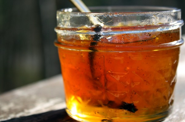 ทะเล buckthorn สำหรับฤดูหนาว, สูตรที่ดีที่สุด: กับน้ำตาลโดยไม่ต้องปรุงอาหารด้วยน้ำผึ้ง, วุ้น