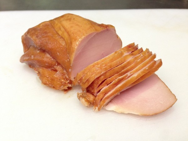 สลัดกับถั่วกระป๋อง: สูตรอร่อยและง่าย 