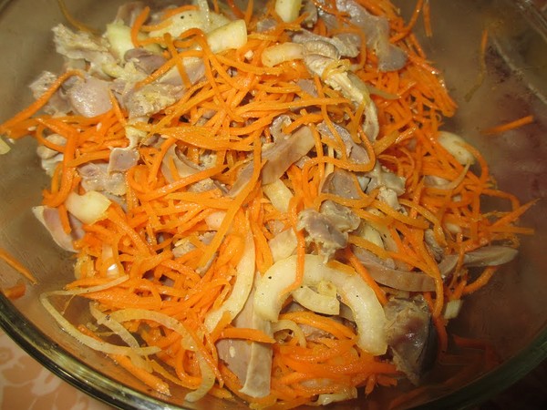 สลัดไก่กระเพาะ