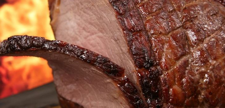 หมูในเตาอบ: จานอเนกประสงค์