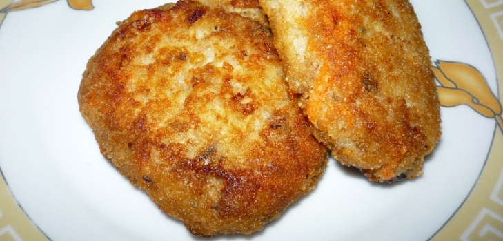 cutlets บนจาน