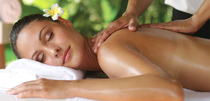 นวดแผนไทยใน CROWN THAI SPA - สัมผัสความสุข